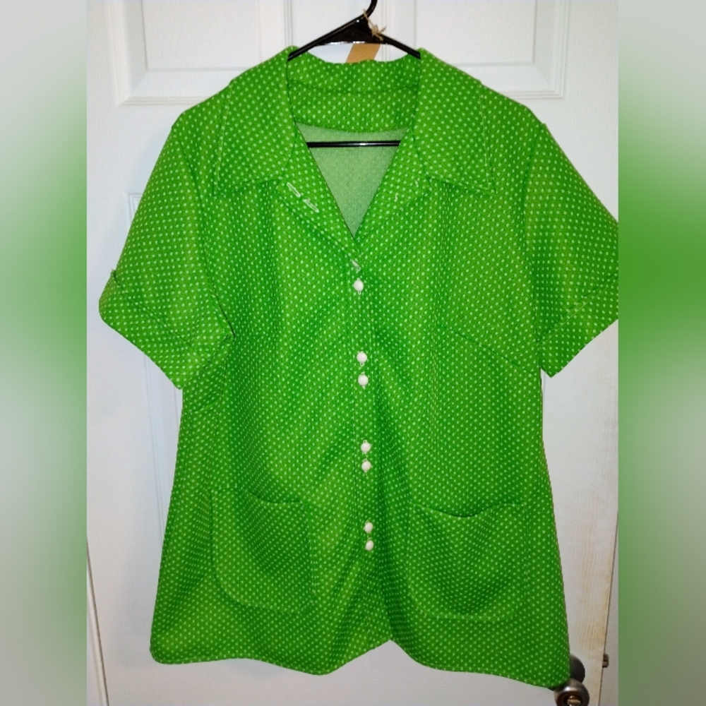 Green Polka Dot Button-Up Shirt